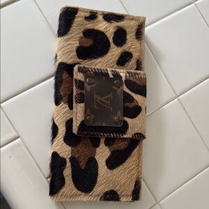 Keep it gypsy upcycled lv wallet 
Used once